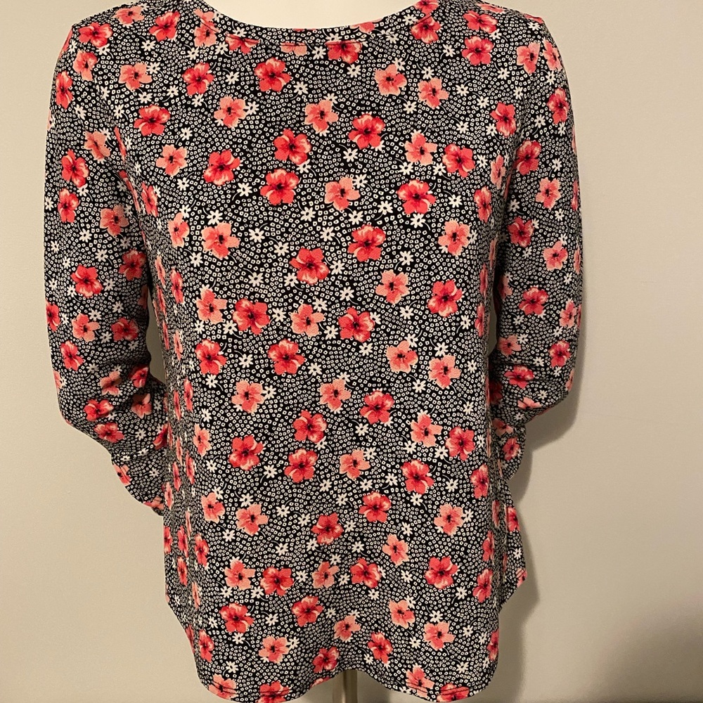 Womens Size XS Floral Print Blouse